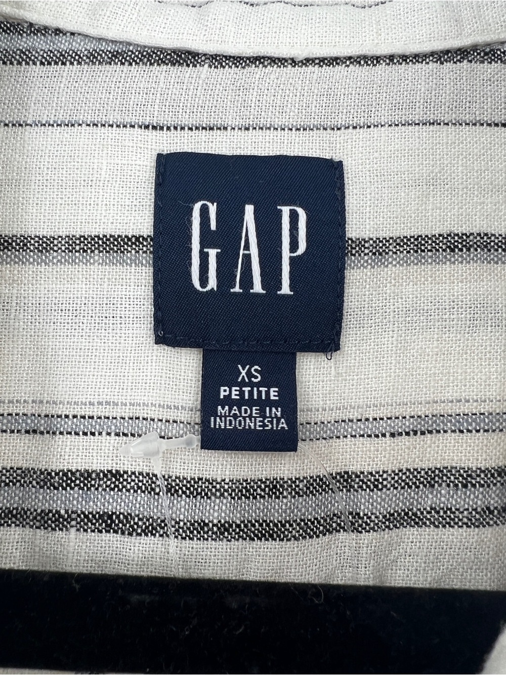 GAP NWT Linen-Blend Cropped Shirt in Natural Stripe size XS Petite - Picture 6 of 9
